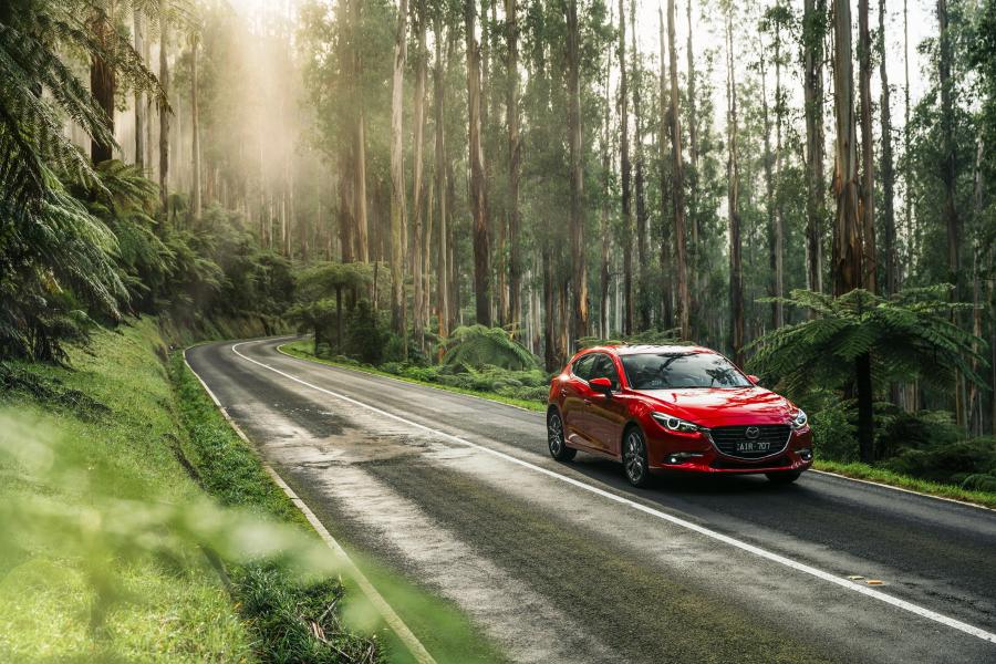  Mazda3 SP25 Astina Hatchback 2016 года  (AU) (фото 15 из 22)